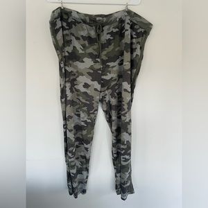 Lucky brand | camo | plus size | pajama set | 3x super soft